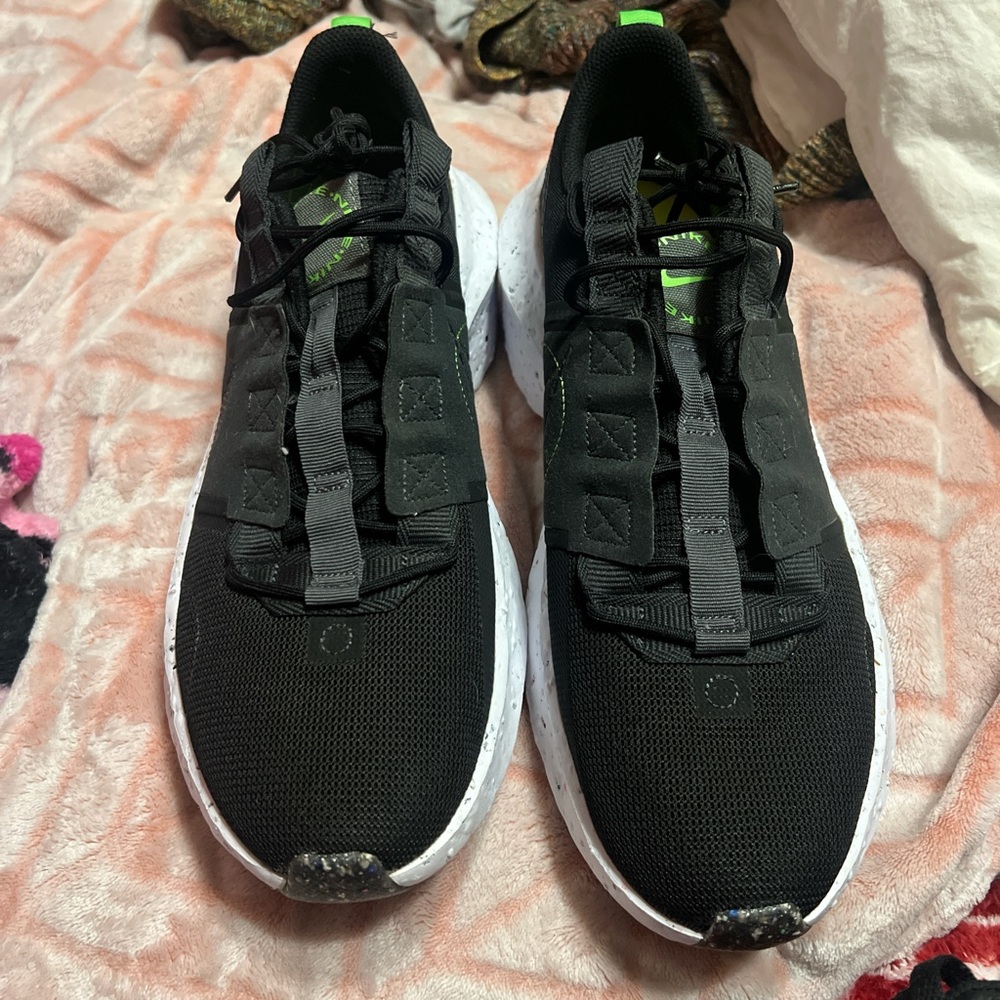 Men’s Nike crater running shoes